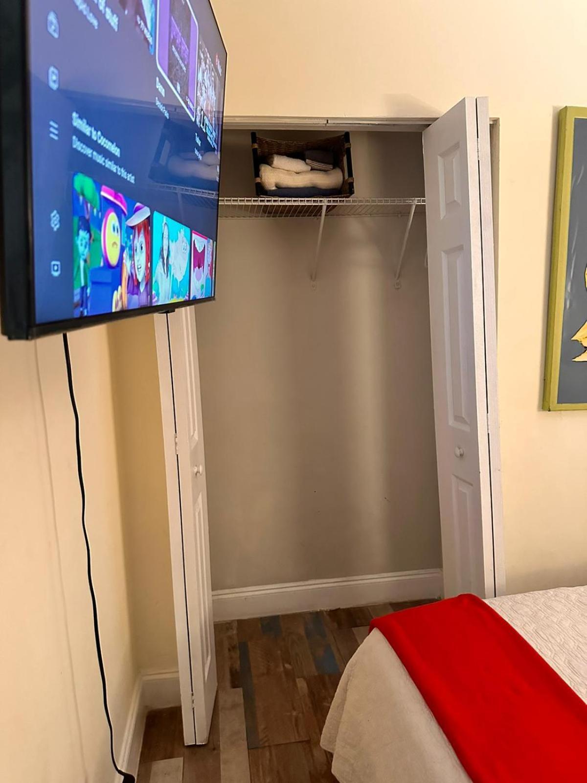 Private Rooms At Miami Centrally Located With Free Parking Экстерьер фото