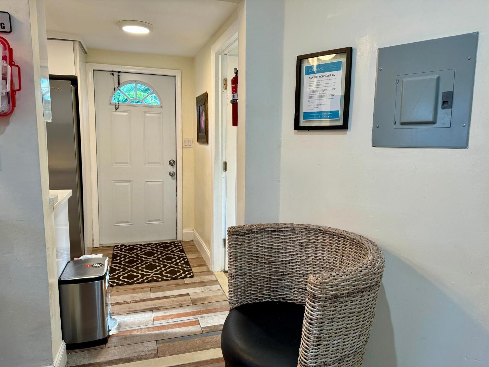Private Rooms At Miami Centrally Located With Free Parking Экстерьер фото