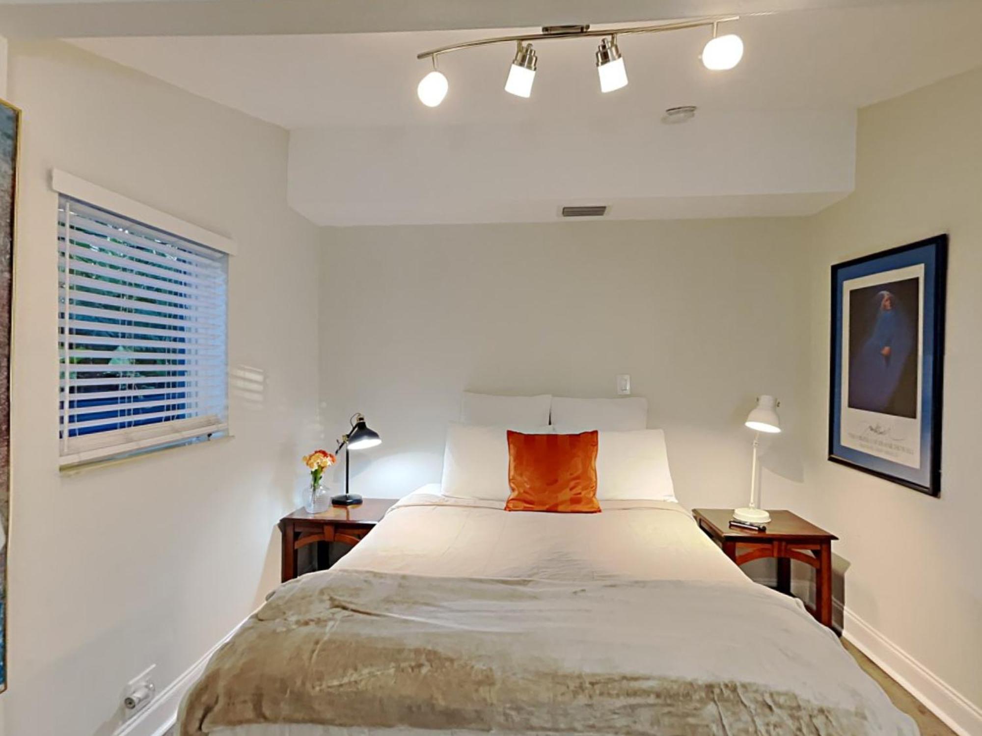 Private Rooms At Miami Centrally Located With Free Parking Экстерьер фото